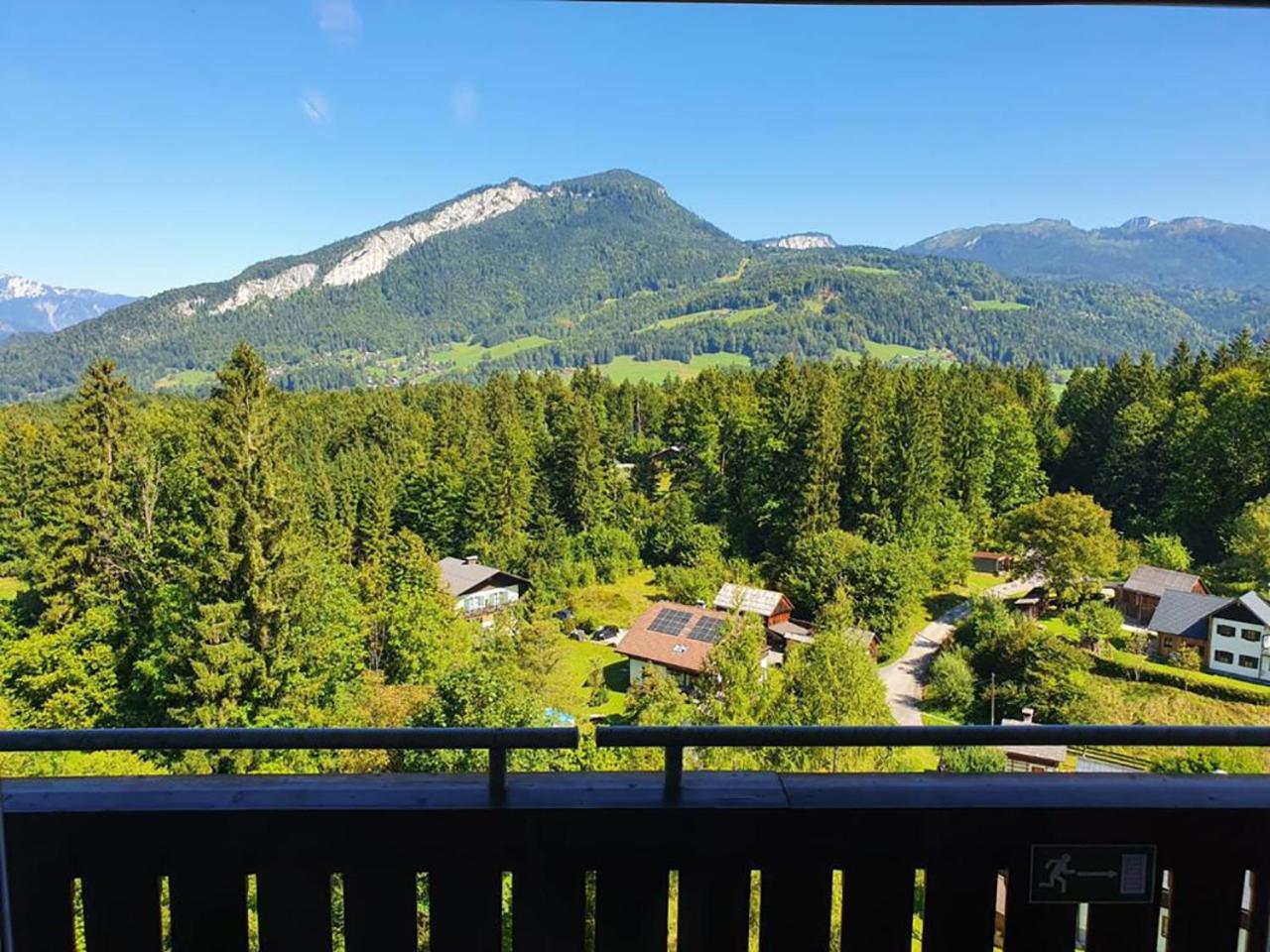 Appartement Predigstuhlblick Mit Indoorpool Und Sauna Bad Goisern Exteriör bild